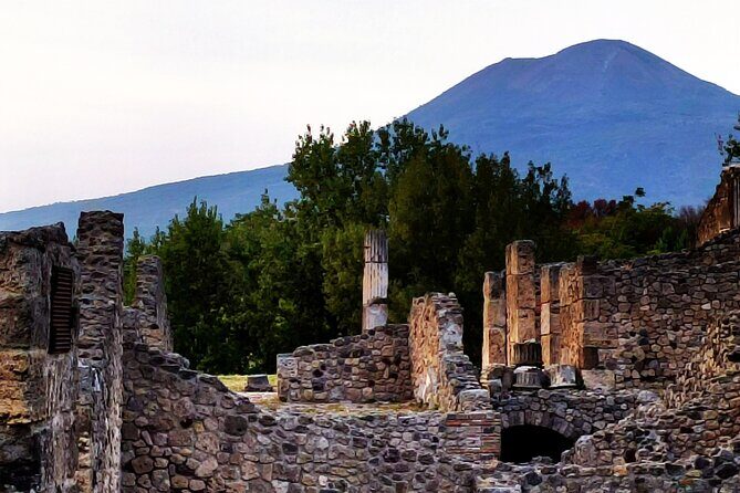 2 Hours Private Tour in Pompeii with Archaeologist - Stop 5: Casa di Ottavio Quartione, Frescoes, and an Outdoor Biclinium