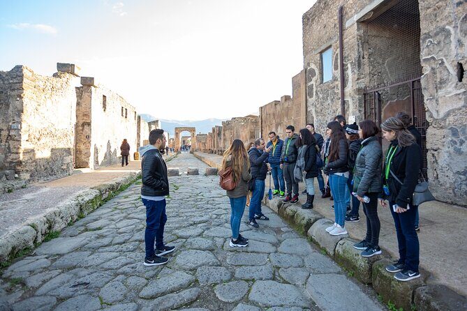 3 Days in Sorrento, Capri & Pompeii: la Dolce Vita - Day 3 Pompeii: Skip-the-Line + Headsets Make a Big Difference