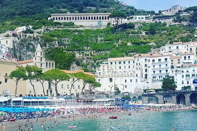 Amalfi Coast and Pompei from Rome: Epic Full-Day Tour - Amalfi or an alternate town: what the 1-hour stop gives you
