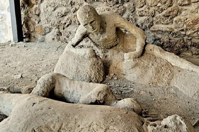 Day Trip to Pompeii, Positano and Amalfi Coast from Rome - Pompeii With Optional Guide: What You’ll Actually Get From the Ruins