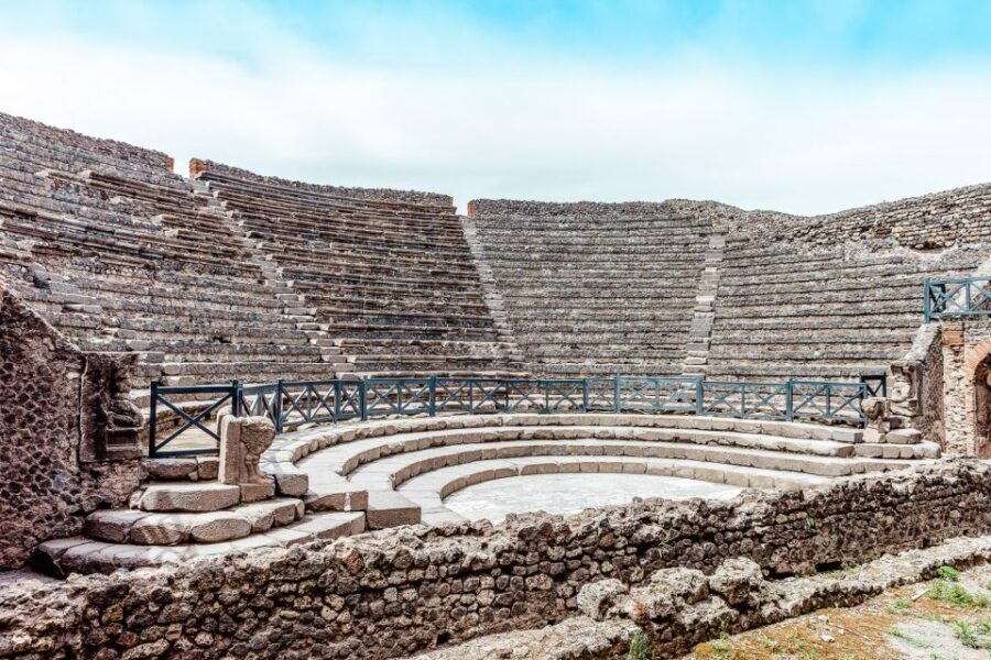 From Naples or Sorrento: Pompei Half-Day Tour - The House of the Vettii: luxury details you can read in the stone