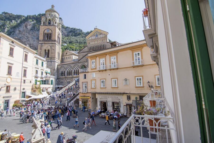 From Naples: Pompeii & Amalfi Coast Full-Day Trip - Amalfi free time: how to use 1.5 hours well
