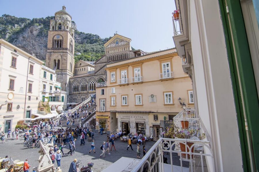 From Naples: Pompeii & Amalfi Coast Tour with Ticket Option - Comfort on a long day: bus quality, AC hiccups, and what to bring