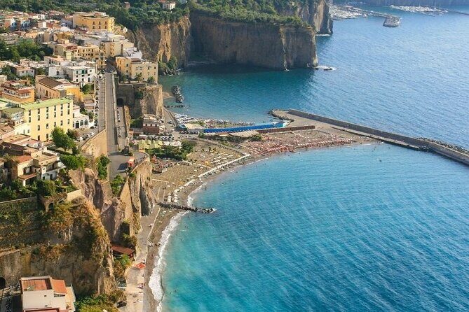 From Naples: Tour of the Amalfi Coast, Sorrento, and Pompeii - Drivers, pace, and the small-group advantage on winding roads