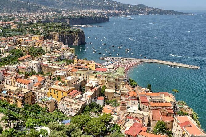 From Naples: Tour of the Amalfi Coast, Sorrento, and Pompeii - Li Galli islands: the tiny archipelago stop that feels like a secret
