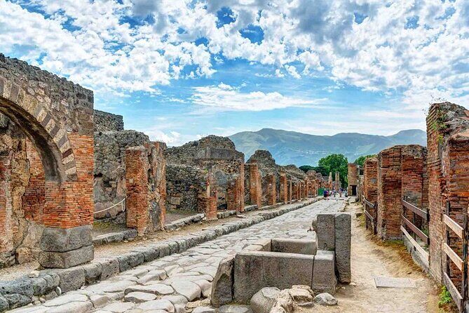 From Pompeii: Day Tour of Pompeii and Vesuvius with Bus Transfer - What to Bring (So Vesuvius Doesn’t Beat You)