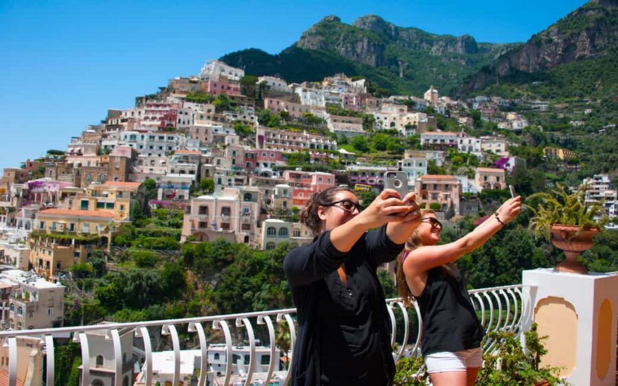 From Rome: Pompeii, Positano and Amalfi Coast Day Trip - Food and money value: lunch isn’t included