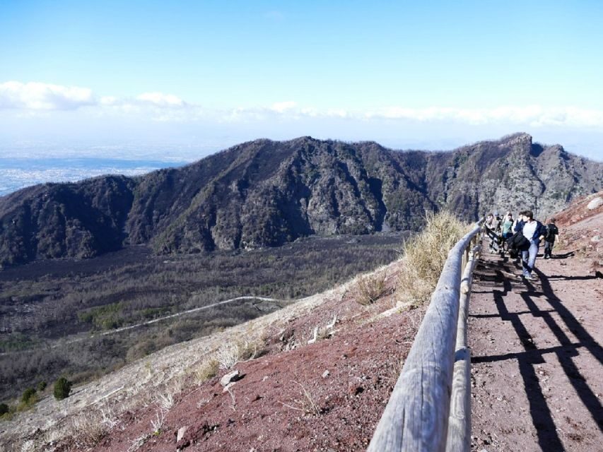 From Sorrento: Day Tour to Pompeii Ruins and Mount Vesuvius - Pizza Lunch Near the Ruins: Good Fuel, Real Break