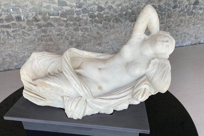 Guided tour of Pompeii with a writer - What you’ll see inside Pompeii (and why closures matter)