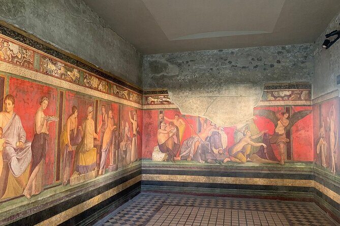Guided Tours of Pompeii Excavations Historical and Cultural Itineraries - Pompeii, explained like a living city, not a museum label