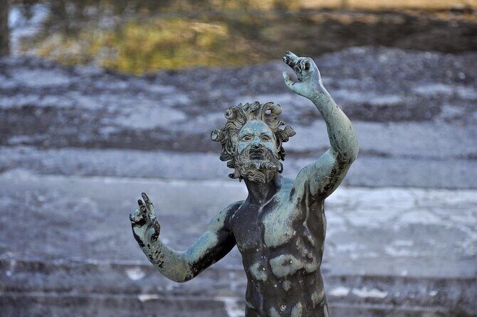 Half-Day Exclusive Private Tour of Pompeii and Herculaneum - Neighborhood streets and shops: why the route matters