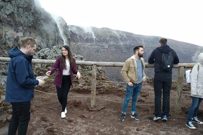 Mt Vesuvius Half-Day Trip from Naples - The hike to the crater: what “medium-to-high fitness” really means