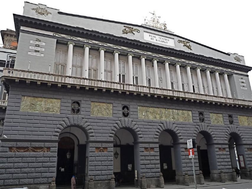 Naples: Naples, Pompeii, and Vesuvius Full-Day Tour - Mount Vesuvius: Walking to the Crater at Nearly 1200 Meters