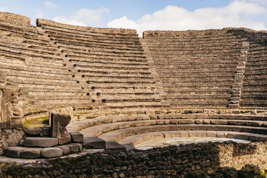 Naples: Pompeii and Mt. Vesuvius with Lunch and Wine Tasting - Getting There and Back From Naples: Pickups Matter