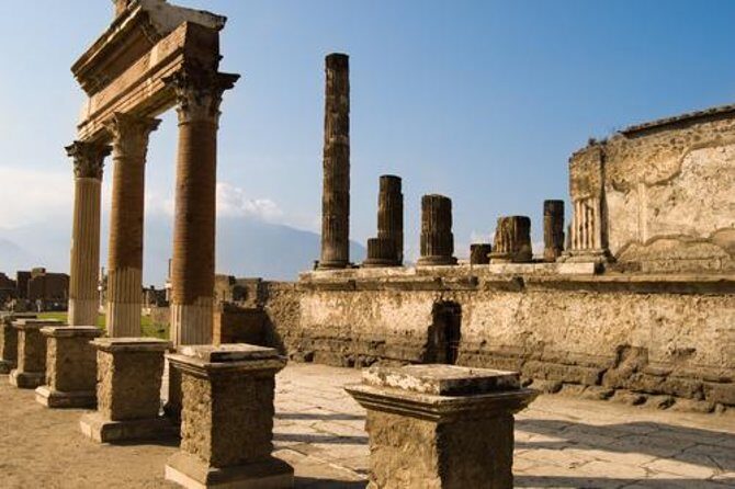 Naples Shore Excursion: Pompeii and Sorrento Day Trip - Who should book this Pompeii and Sorrento day trip