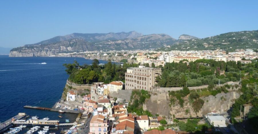 Naples: Sorrento, Amalfi Coast, Pompeii Trip from the Port - Positano Photo Stop: how to get the best shot in 30 minutes