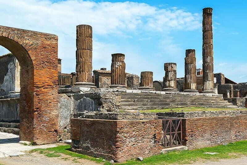 Pompei: Pompeii Private Tour - Skip-the-line Pompeii entrance ticket express: saving energy for the walking