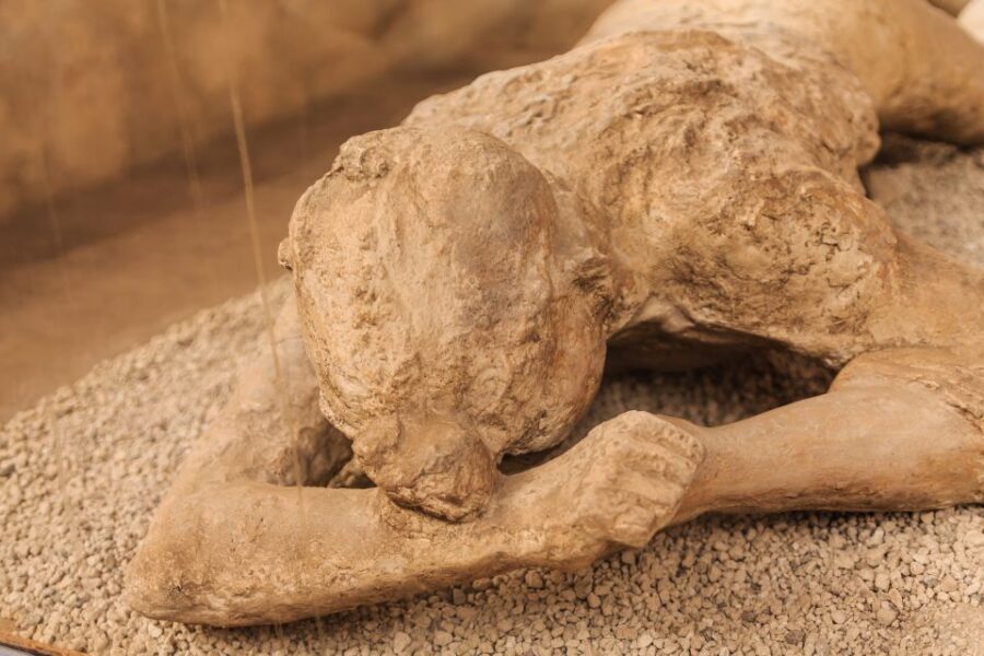 Pompeii: 2-Hour Guided Tour with an Archaeologist - Forum highlights: Basilica, Forum space, and how politics felt