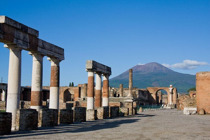 Pompeii 2h Small-Group Tour with Expert Archaeologist - Where you meet and how to start without stress