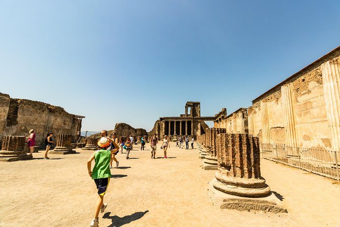 Pompeii and Herculaneum Private Walking Tour with an Archaeologist - Key things that make this tour work well
