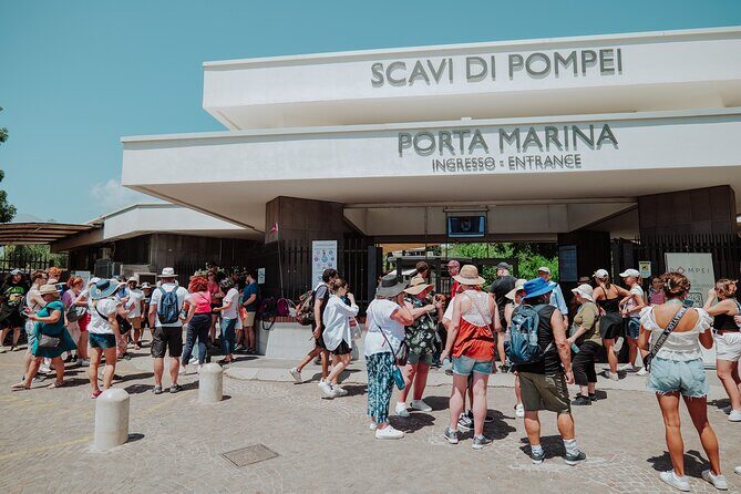 Pompeii and Herculaneum Small Group Tour with an Archaeologist - When the Lunch Break Can Change Your Mood