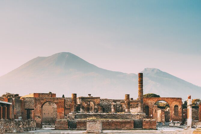 Pompeii and Mount Vesuvius Day Trip from Rome with Pizza Lunch - Weather, views, and what to pack so the day doesn’t suffer