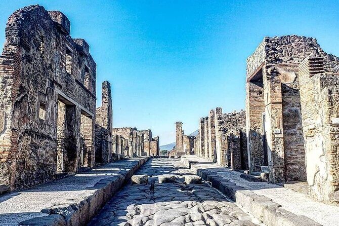 Pompeii Express Guided Tour by Train from Sorrento - Train logistics from Sorrento: why this beats a long bus day