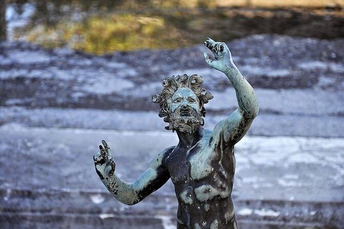 Pompeii: Guided Small Group Tour Max 6 People with Private Option - The heart of Pompeii: Forum, theatre, and Roman baths