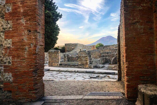 Pompeii Guided Tour from Naples with Skip-the-Line Entry - What’s included (and the small choices that keep your day smooth)