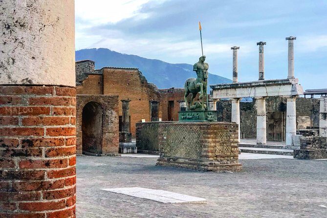 Pompeii Guided Tour From Sorrento Coast - Comfort, Footing, and What to Bring