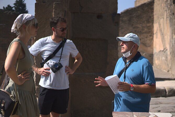 Pompeii Guided Tour & Horse Riding on Vesuvius with Lunch - Key highlights you’ll feel right away