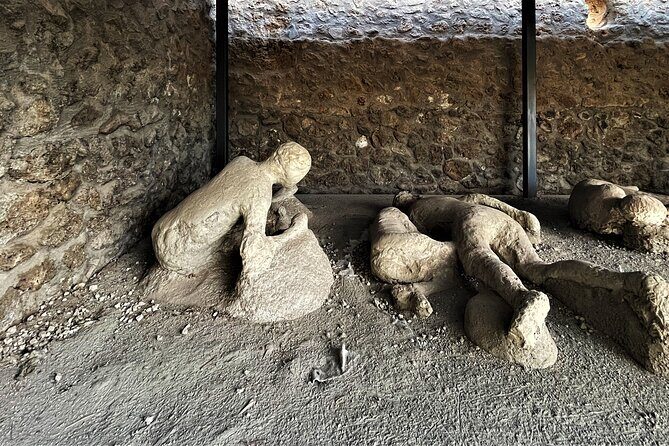 Pompeii Guided Tour with Skip the Line Entry - Timing Tips: How to Get a Better Pompeii Experience in the Same 2 Hours