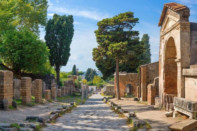 Pompeii & Herculaneum by Train from Rome with Pizza Lunch - Crossing Back Through Naples: Transfers and Realistic Timing