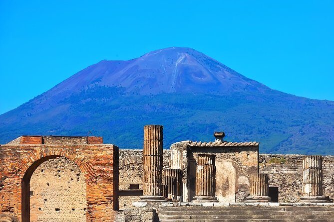 Pompeii, Positano,Sorrento with guide, tickets and lunch all included - Pompeii’s ruins with a 2-hour licensed guide