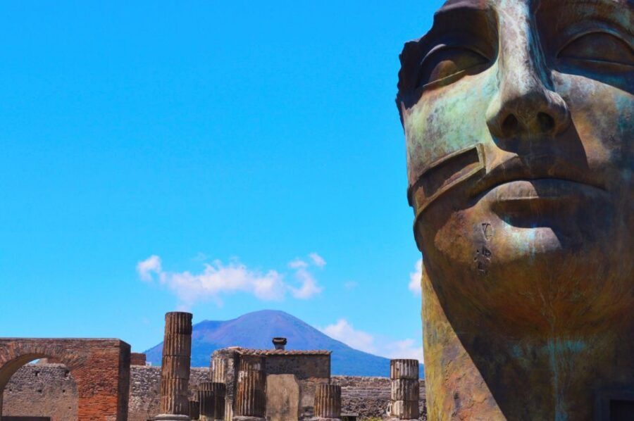 Pompeii: Private Tour with an Archaeologist - What the archaeologist-guide focus really means for you