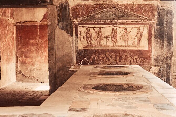 Pompeii Private Tour with an Archaeologist and Skip The Line - 3 hours - Price and logistics: what you pay vs what you still buy