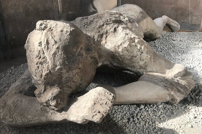 Pompeii Private Tour with an Archaeologist and Skip The Line - 3 hours - Stop 1 and the opening move: Porta Marina and the archaeological park flow