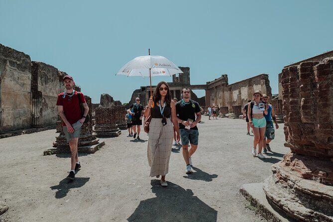 Pompeii Private Tour with an Archaeologist Guide - Meeting at Porta Marina Superiore and starting without chaos