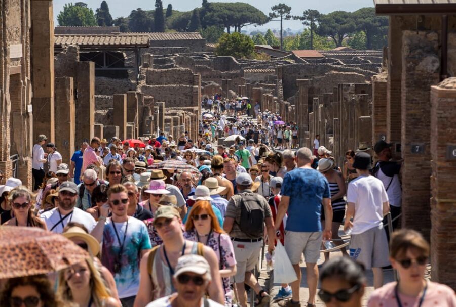 Pompeii: Skip-the-Line Entry & Audioguide - Roman Homes and Fresco Remains: How to See Color in Broken Places