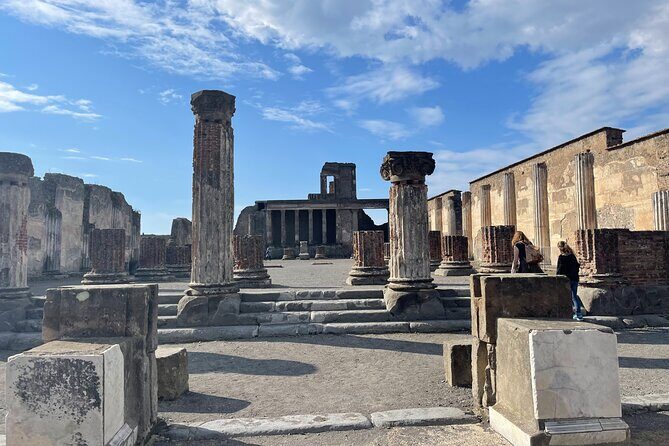 Pompeii Skip-the-Line Entry Small Group Guided Tour - Price and value: what $59.28 really buys you