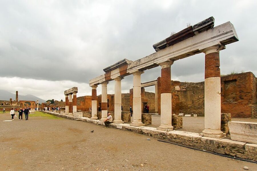 Pompeii: Skip-the-Line Guided Tour with Expert Archaeologist - Price and Value: Is $70 Worth It?