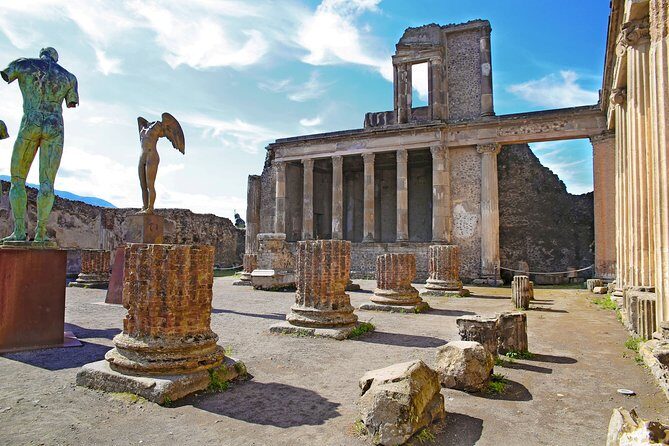 Pompeii: Skip-the-Line Ticket and Virtual Museum - Skip-the-line Pompeii: What it changes for your day