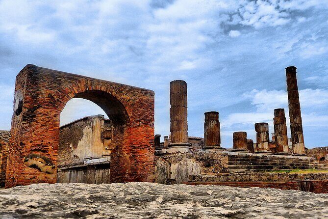 Pompeii: Skip the line ticket (art) + audioguide + map - Entering Pompeii the right way: Porta Marina Inferiore and the “skip” reality