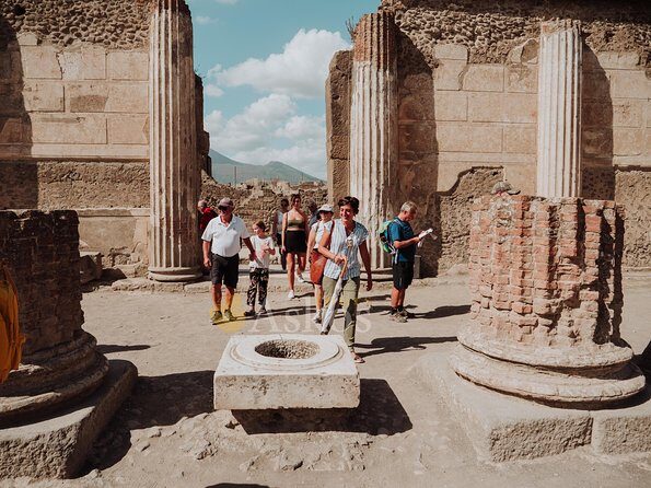 Pompeii Small Group Tour with an Archaeologist - House of Menander: the rich home that teaches you how Romans lived