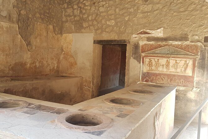 Pompeii Tour with experienced guide - Who Should Book This Pompeii Tour