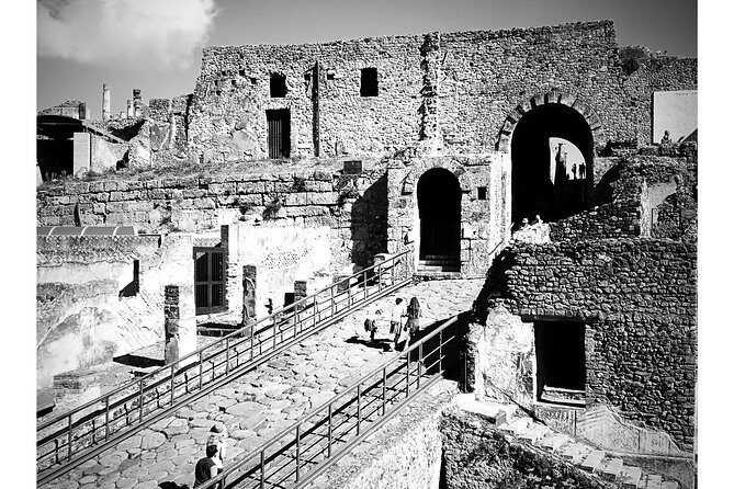 Private Day Tour of Pompeii, Sorrento and Positano with Pick Up - Driver and guide quality: why names keep coming up