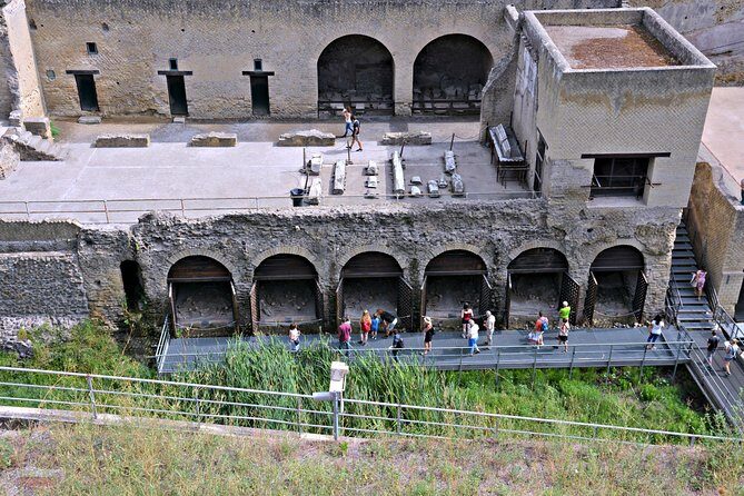 Private Day Tour to Vesuvius, Herculaneum & Pompeii with Pick Up - Climbing Mt. Vesuvius: Trail No. 5 and the Real Timing of the Walk