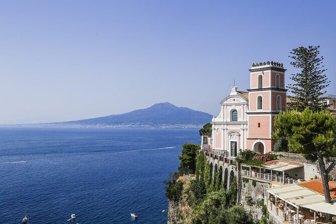 Private Tour of Pompeii, Sorrento and Positano from Naples - Positano Stop: Santa Maria Assunta Area and Cliffside Photo Time