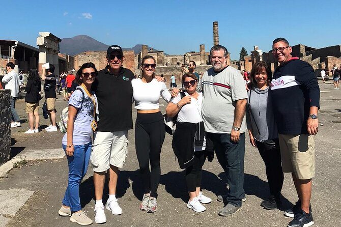 Skip-the-line Exclusive Private Full-Day Complete Ancient Pompeii Guided Tour - Stop 3: Foro de Pompeya—ancient commerce in one focused burst