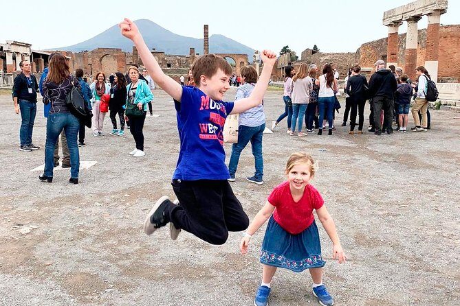 Tour of Pompeii for families with Transfer from Naples & Sorrento - Key things that make this Pompeii tour work for families